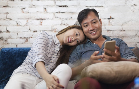 Gambar 8 Tips Bulan Madu Hemat Tapi Tetap Romantis