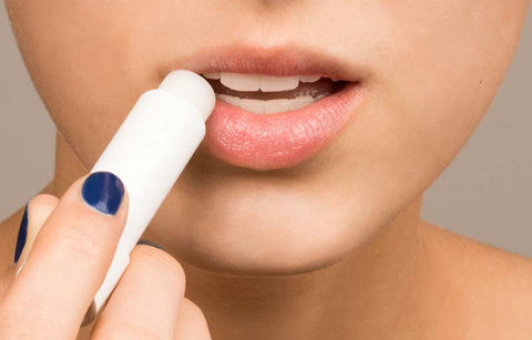 Gambar Bibir Pecah-pecah? Atasi Dengan 5 Langkah Mudah Ini