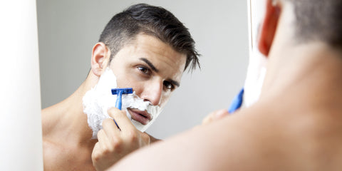 Gambar Shaving Gel vs Foam, Pilih Yang Terbaik untuk Anda