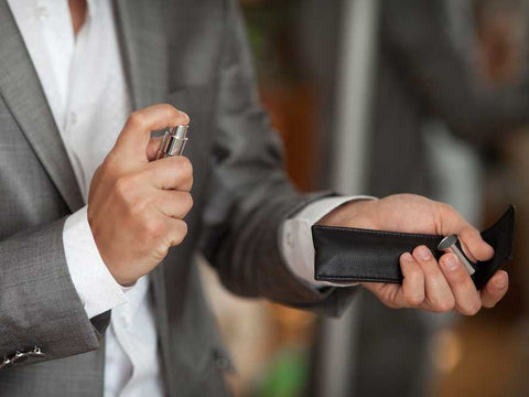 Gambar Lebih Menawan dengan 10 Cologne Pria Terbaik