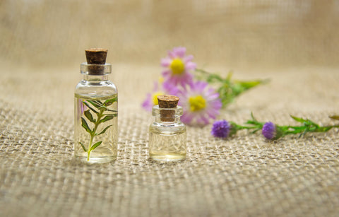 Gambar Mengapa Aroma Parfum Menyengat dapat Membuat Pusing?