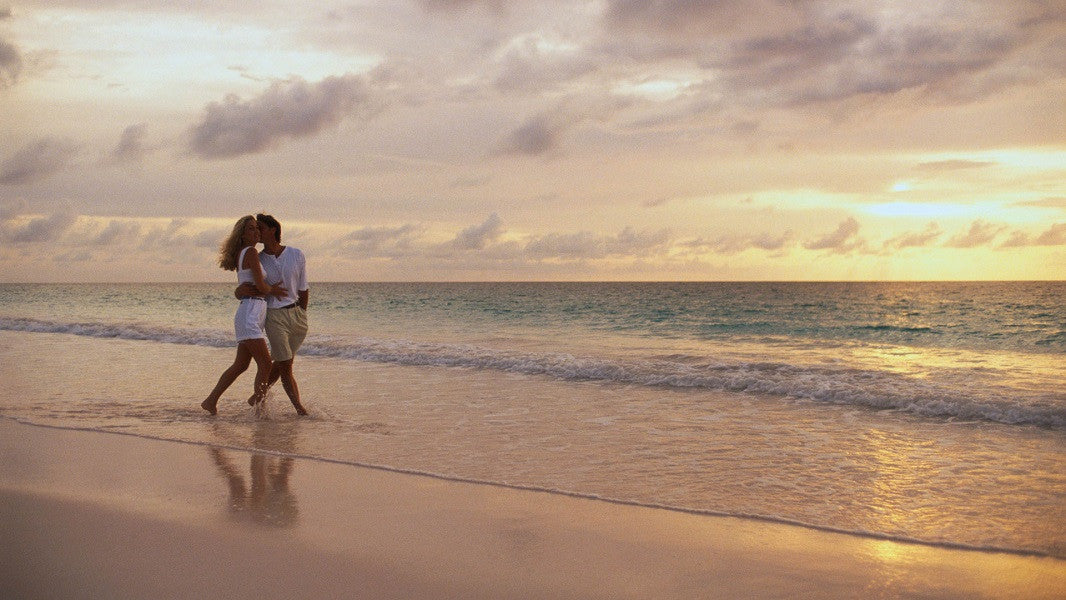 10 Pulau di Indonesia untuk Liburan Romantis Anda