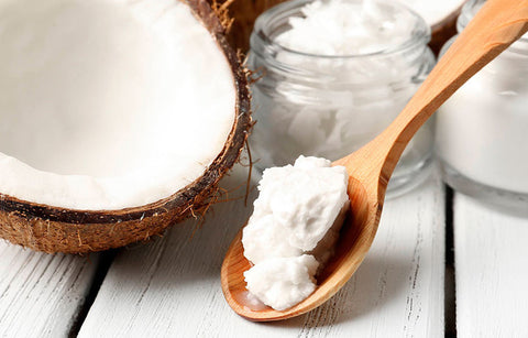 Gambar 13 Manfaat Minyak Kelapa Bagi Kecantikan Rambut