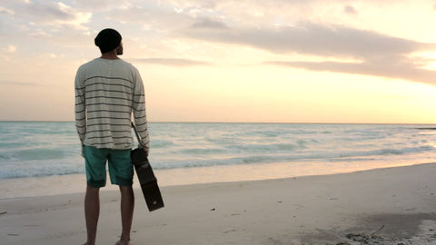 Gambar Parfum Pria Beraroma Laut Terbaik