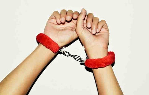 Gambar 5 Hal yang WAJIB Anda Lakukan Sebelum Memulai Hubungan BDSM