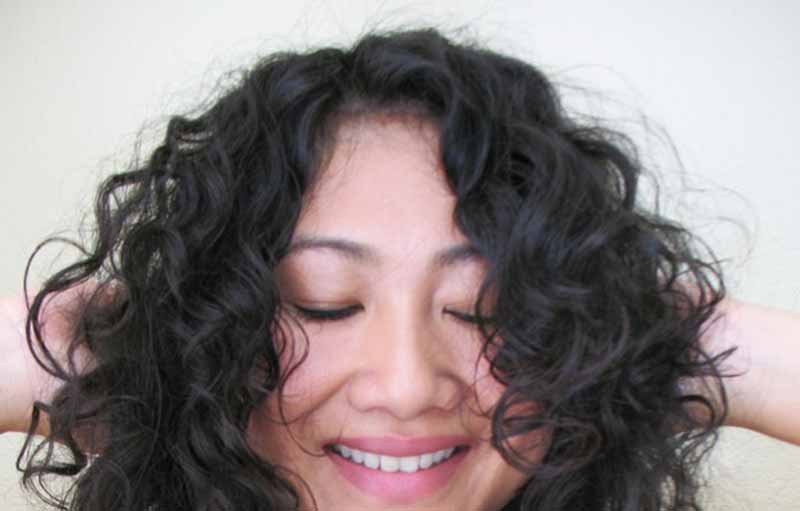 5 Makanan untuk Rambut Keriting nan Cantik