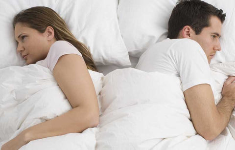 Gambar 6 Hal yang Bisa Bikin Mood Drop saat Bercinta