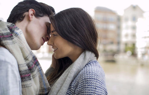Gambar 5 Tips Terbaik untuk Jadi Ahli dalam Berciuman