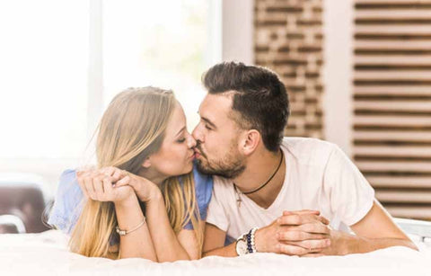 Gambar 7 Posisi Seks Ini Bisa Bikin Pria Lebih Tahan Lama!