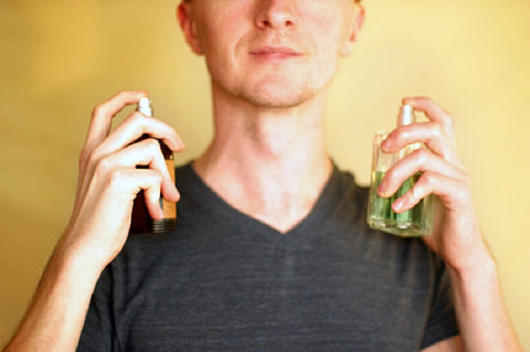 Gambar 7 Tips Mencampur Aroma Parfum pada Tubuh