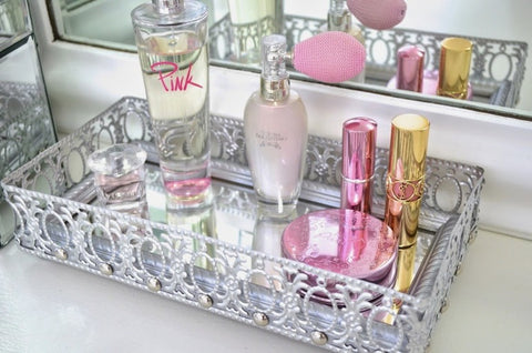 Gambar 8 Cara Menyimpan Parfum Agar Wanginya Tahan Lama