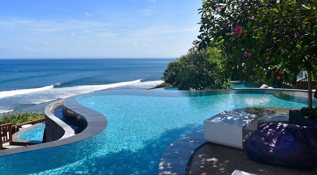 10 Hotel Romantis Terbaik di Bali