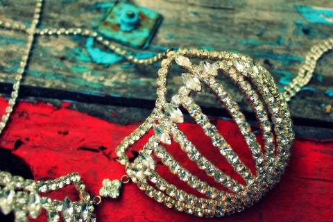 Gambar Alasan Mengapa Sehelai Lingerie Bisa Mahal Harganya