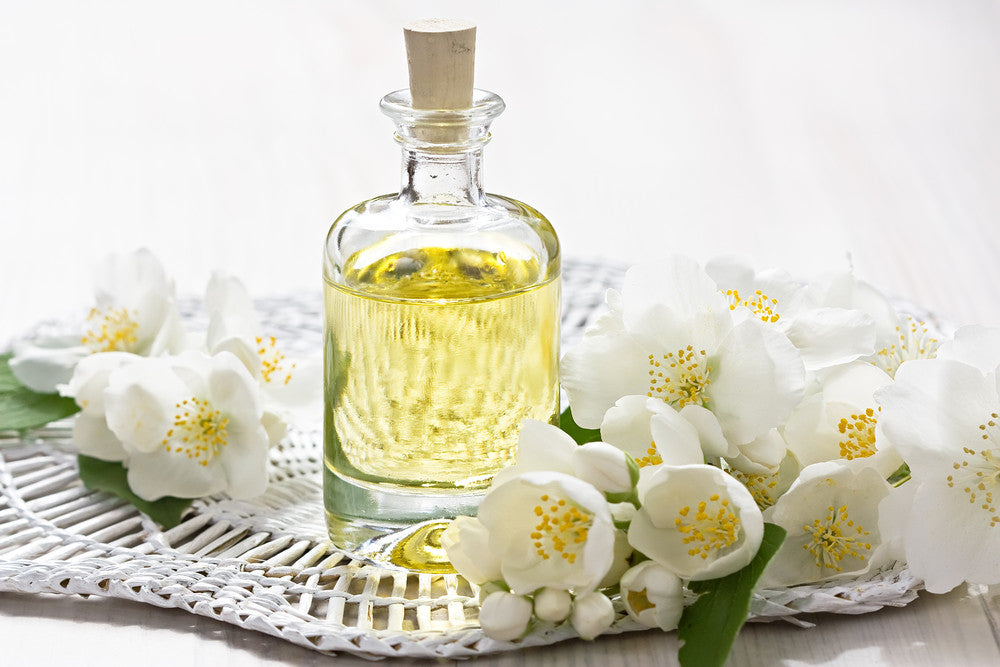 Aroma Melati Membuat Parfum Wanita Jadi Mahal