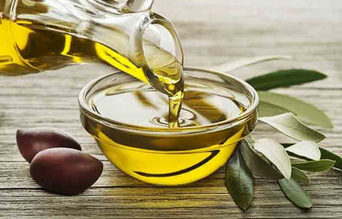 Gambar Auto Glowing! 9 Manfaat Olive Oil untuk Kulit dan Rambut