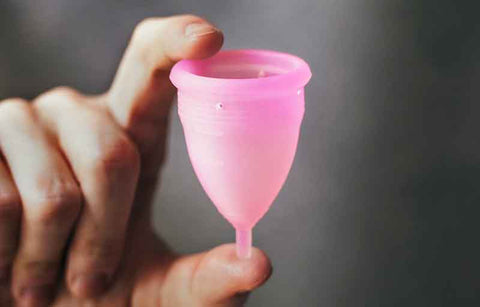 Gambar Bagaimana Cara Menyimpan dan Membersihkan Menstrual Cup dengan Benar?