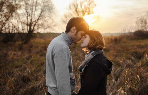 Gambar Buat Ciuman Lebih Baik dengan 7 Cara Ini