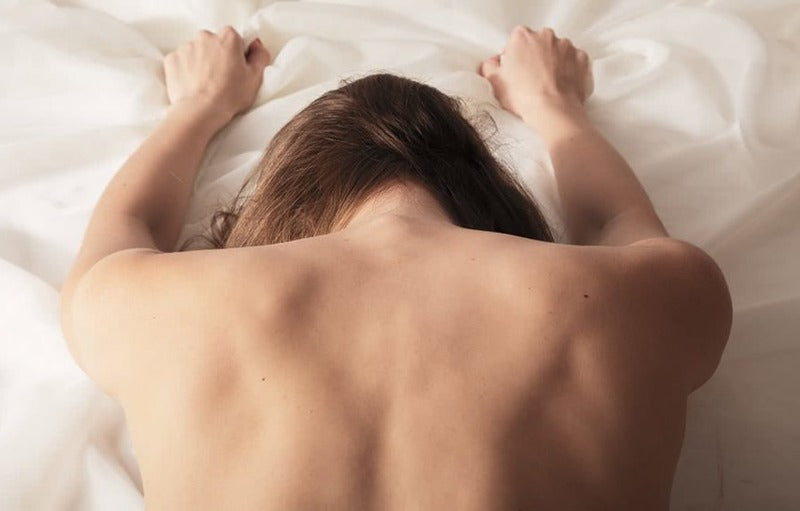 Buat Seks Lebih Panas dengan 5 Posisi Seks Kinky Ini