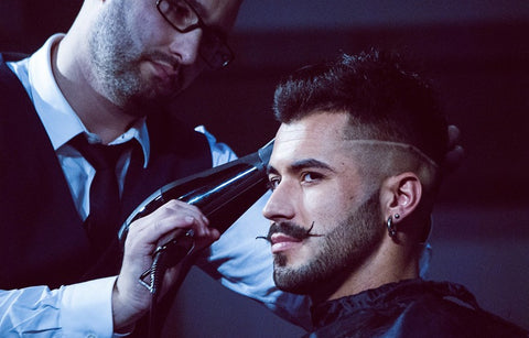 Gambar Guys, Ini Dia 5 Kesalahan Menata Rambut yang Harus Dihindari