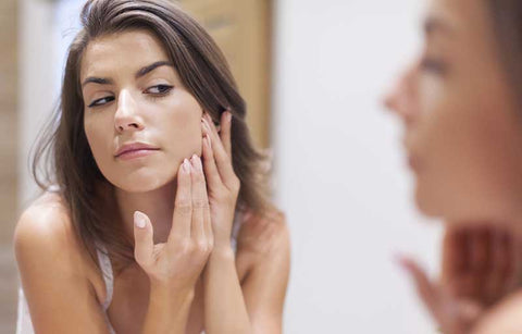 Gambar Haruskah Si Pemilik Kulit Berminyak Memakai Pelembab?