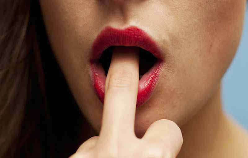 Hati-hati! Melakukan 7 Tips Blowjob Ini Akan Membuat Pasangan Anda Mabuk Kepayang