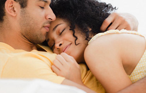 Gambar Hubungan Intim Setelah Melahirkan Tetap Aman dengan 4 Posisi Seks Ini