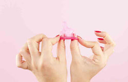 Jangan Panik! Ini yang Bisa Anda Lakukan Jika Kondom Tersangkut di Dalam