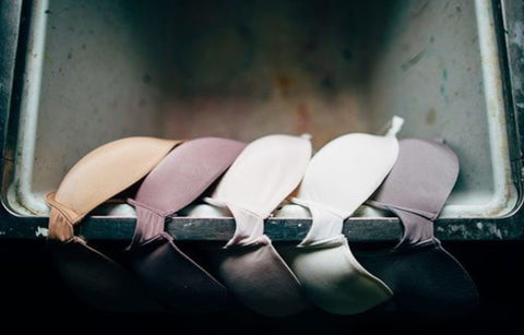 Gambar Kapan Waktu yang Tepat Mengganti Bra Lama dengan Baru?