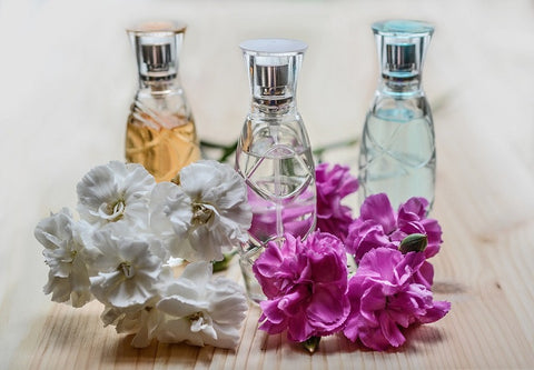 Gambar Kenali Keunggulan Parfum Natural
