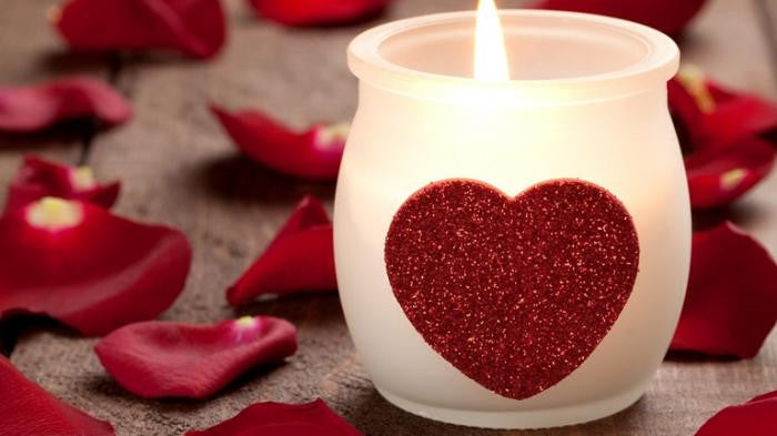 Kerjaan Bikin Stress? 7 Manfaat Lilin Aromaterapi ini Buat Anda Rileks