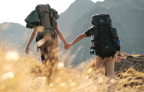 Gambar Keuntungan Melakukan Bulan Madu Ala Backpacker