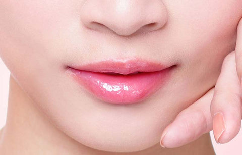 Gambar Ladies, Bibir Sehat Merona Dimulai dengan 6 Cara Ini!