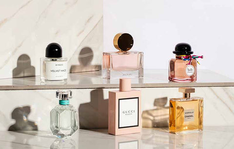 Gambar Ladies, Cermati Perbedaan 5 Jenis Wewangian agar Tidak Salah Pakai