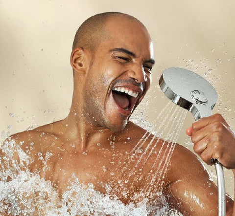 Gambar Mandi Air Dingin Tingkatkan Libido & Kesuburan? Cek Faktanya!