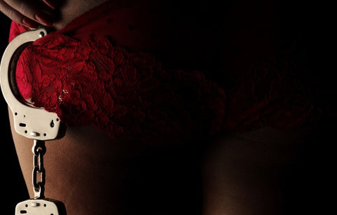 Gambar Mengapa Kinky Sex Terasa Menyenangkan?