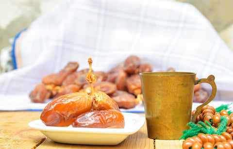 Gambar Panduan Berbuka yang Benar Sesuai Anjuran Kemenkes