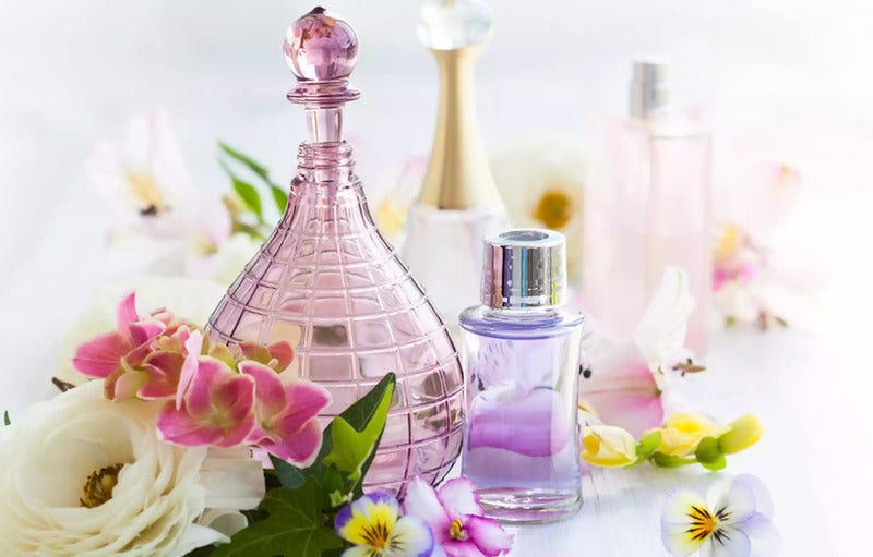 Tampil Wangi saat Valentine dengan 5 Parfum Ini