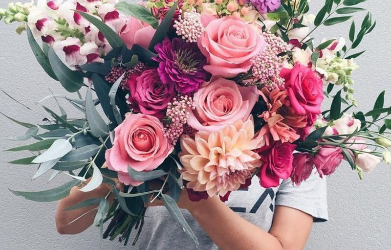 Tips Memberikan Buket Bunga Cantik