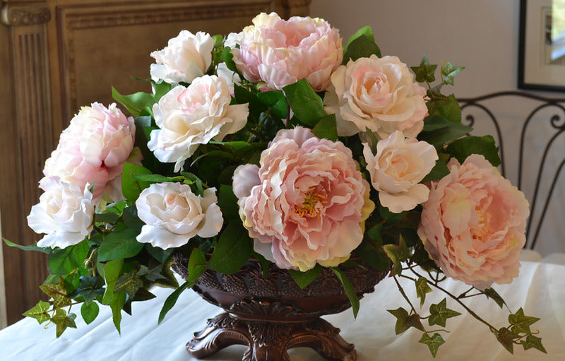 Tips Merangkai Bunga Layaknya Florist Profesional