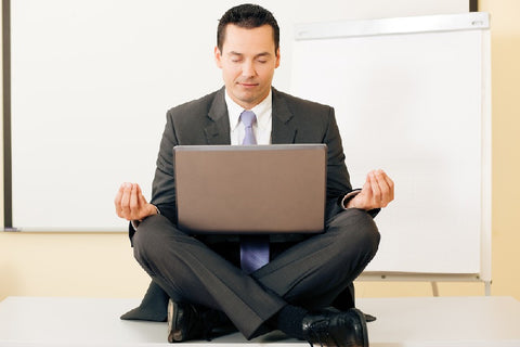 Gambar Hindari Stress Kerja! Ini Tips Sehat Untuk Para Pekerja Kantoran