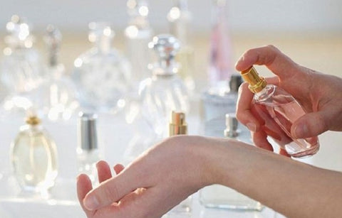 Gambar Trik Kombinasi Parfum untuk Hasilkan Aroma yang Unik