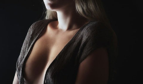 Gambar Trik Meraih Orgasme Puting Payudara