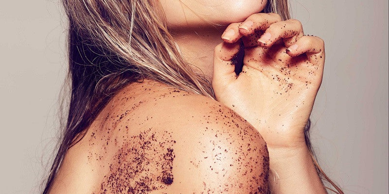Utama Spice Body Scrub, Solusi Untuk Kulit Kering!