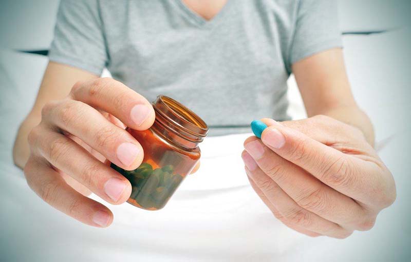 Obat Kuat Minum atau Oles, Mana Yang Lebih Manjur?