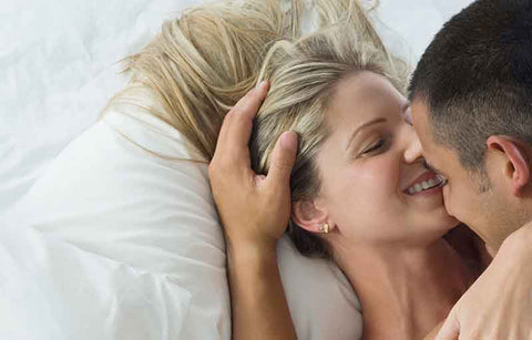 Gambar Perlukah Memakai Kondom Walau Sudah Minum Pil KB?