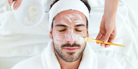 Gambar 6 Produk Kecantikan Wanita yang Dapat Digunakan Pria