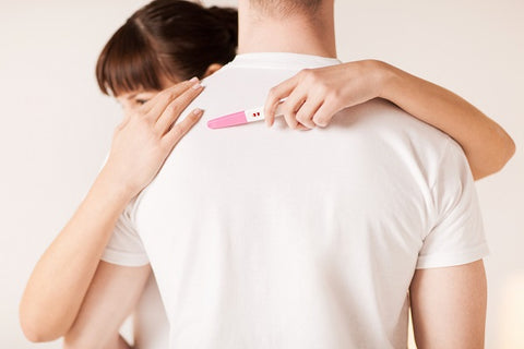 Gambar 4 Hal Ini Dapat Membuat Hasil Tes Kehamilan Salah